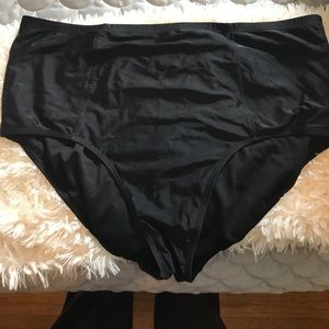Black high waisted swimsuit bottoms XXL old navy
